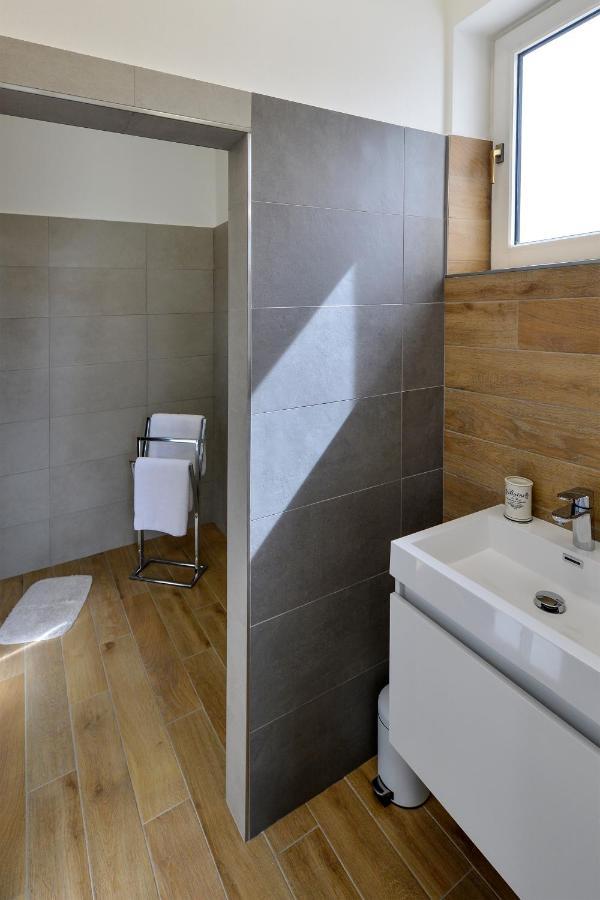 Soho Apartment Písek Екстериор снимка